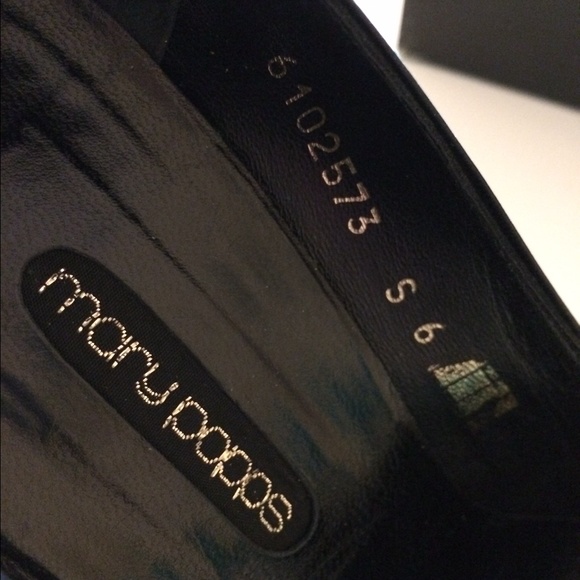 High heels - Picture 4 of 4