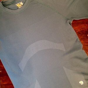 Mountain Hard Wear long sleeve top
