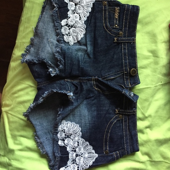 Cici short
