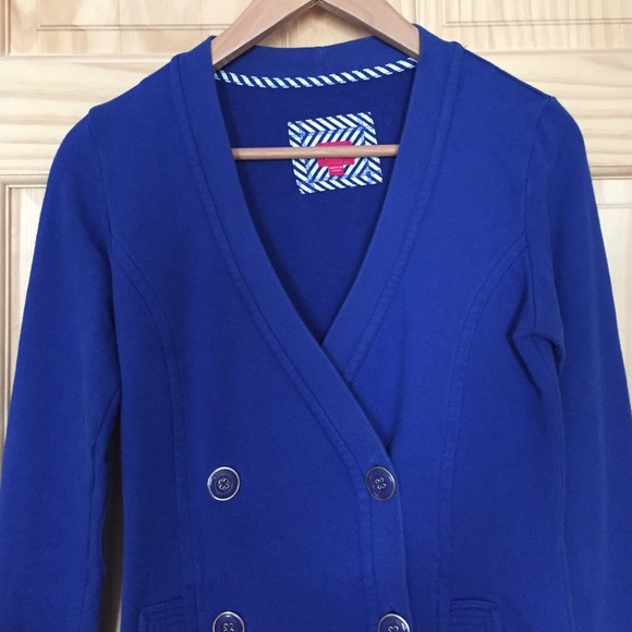 Talula brand from Aritzia.