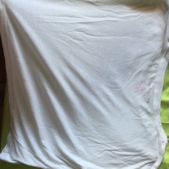 White tee - Picture 2 of 2