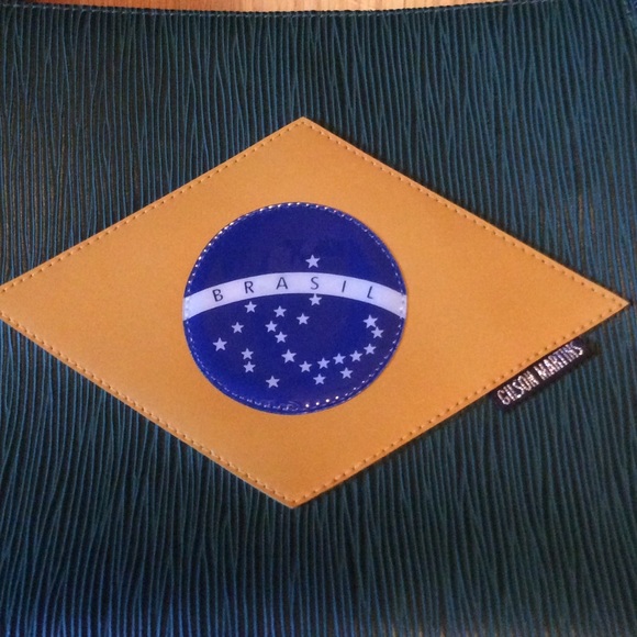 Iconic Gilson Martins Brasil purse with zippers - Picture 4 of 4