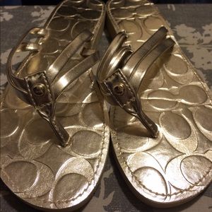 Coach flip flops - gold