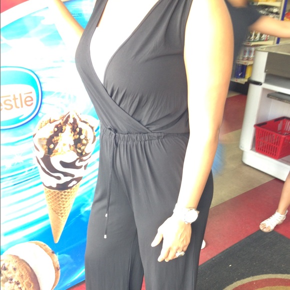 Black long jumpsuit!!! Worn 1x - Picture 3 of 4