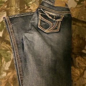 Ariya brand jeans