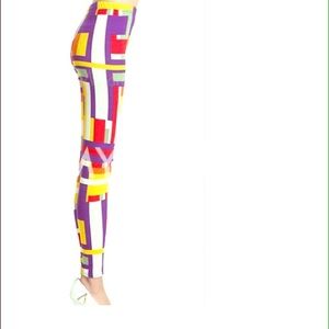 Geometric Pattern Leggings