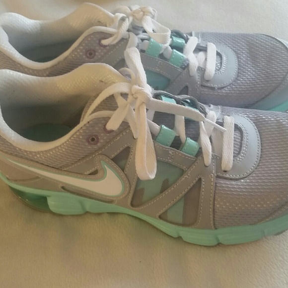 Grey and mint Nike Reax