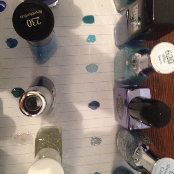 Blues and greens - Picture 2 of 4