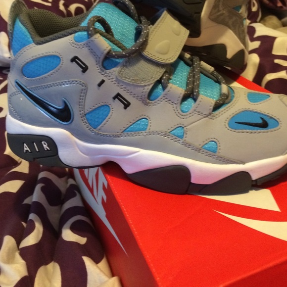 Nike Air Turf