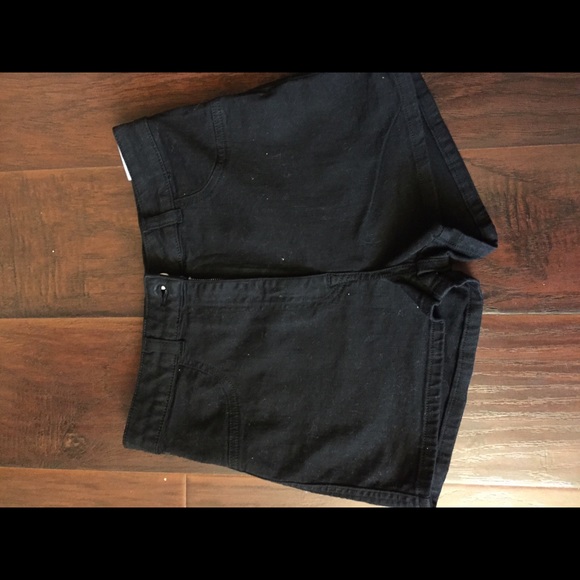Brandy Melville Pants - Brandy shorts