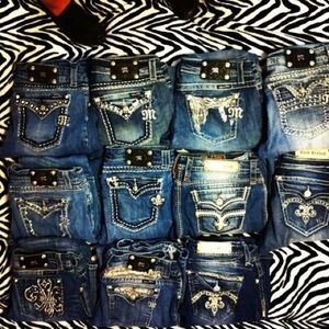 ISO Miss Me Jeans size 26