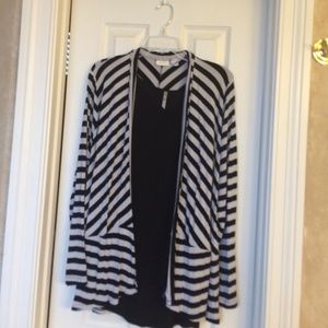Chicos grey and black lightweight jacket