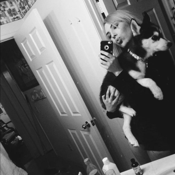 meet your seller ✨ - Picture 2 of 2