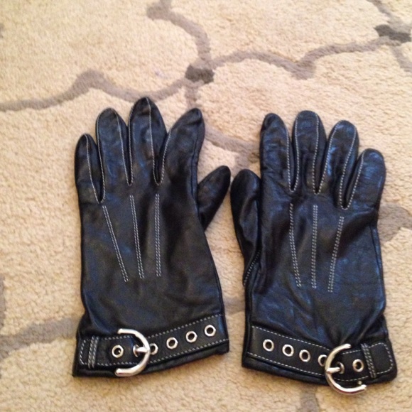 Coach Cashmere-Lined Leather Gloves