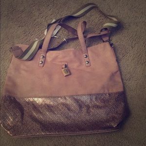 Jessica Simpson pink sparkly purse!