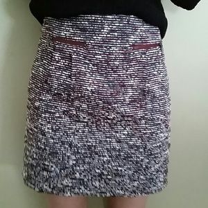 LOFT Charcoal & Burgundy Skirt NWT Size 00