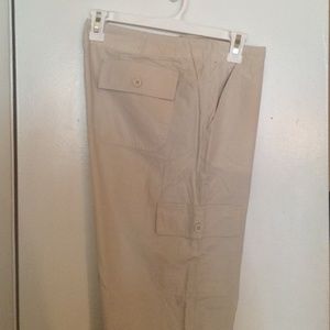 Old Navy Beige Bermuda Pants with pockets