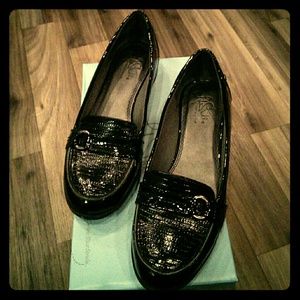 LifeStride black patent loafers