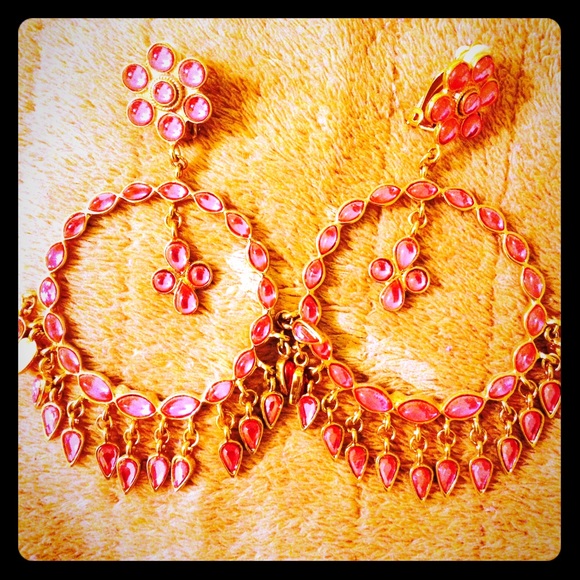Clip on Amrita Singh earrings!