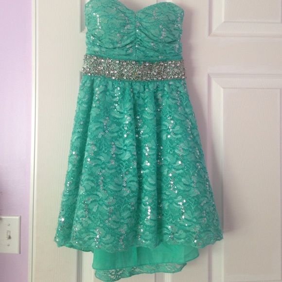 Aqua strapless party dress only worn once!!