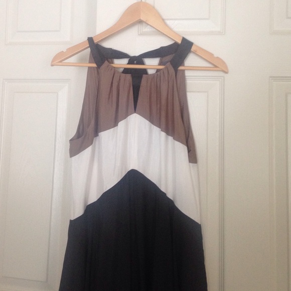 NEW Vince Camuto Color Block Halter Dress