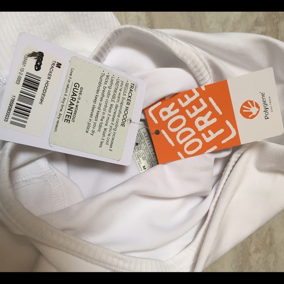 ✨SOLD IN BUNDLE ✨Athleta white tracker hoodie - Picture 2 of 4