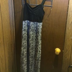 Maxi MUDD dress Aztec design