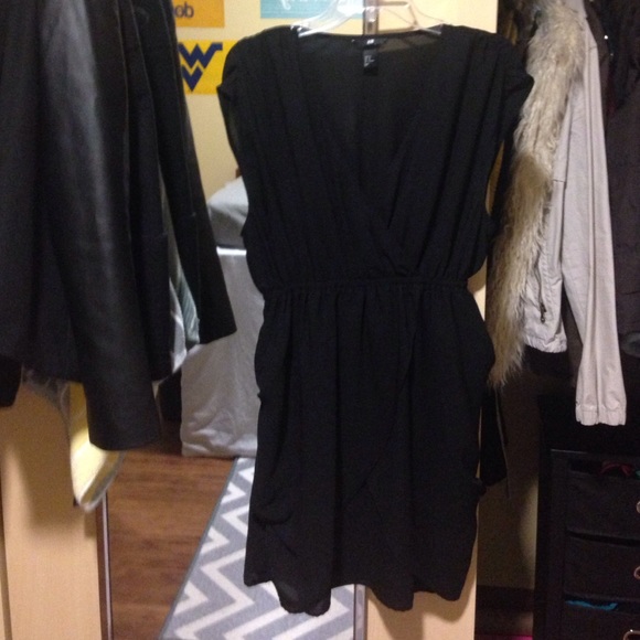 Black chiffon tulip skirt dress