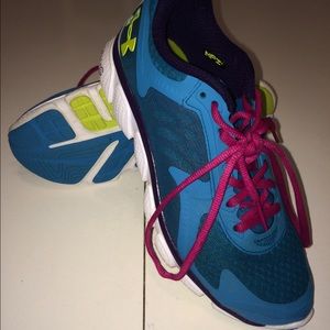 Ladies Under Armour Running Shoes