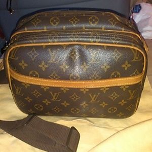 Louis vuitton reporter  TRADE ONLY