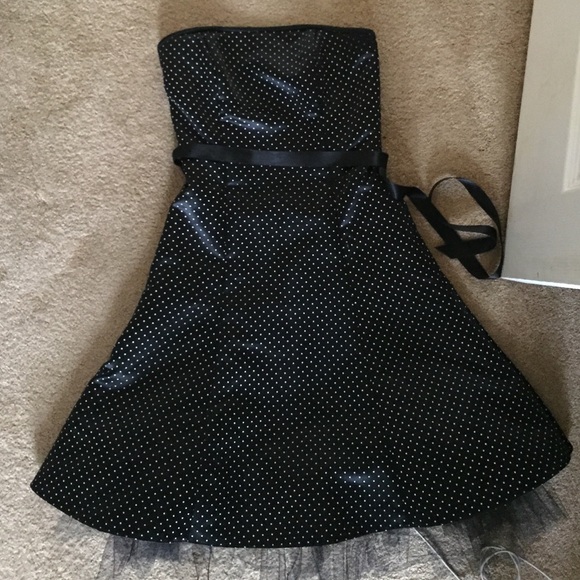 Jessica McClintock black polkadot cocktail dress
