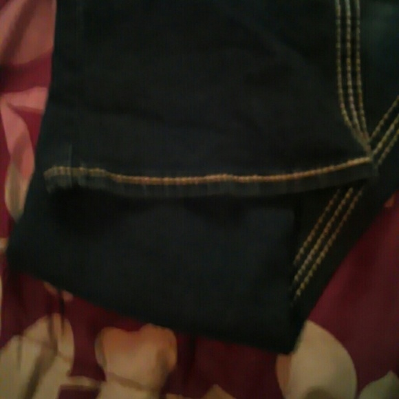 Jeans - Picture 2 of 4