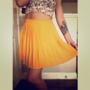 Fun Flirty Golden Yellow Pleated Skirt!