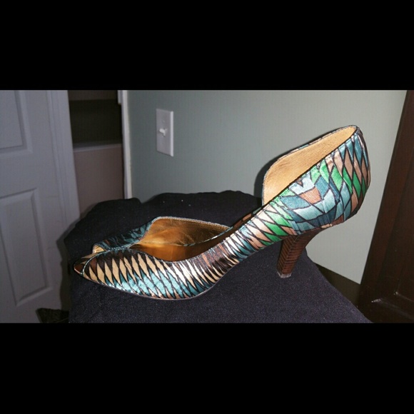 Bandolino multi colored peep toe - Picture 1 of 3