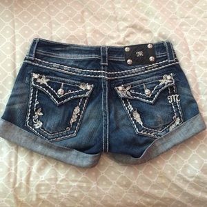 MissMe Jean shorts size 27