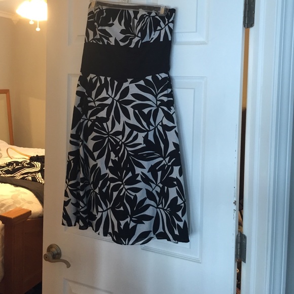 White House Black Market dress
