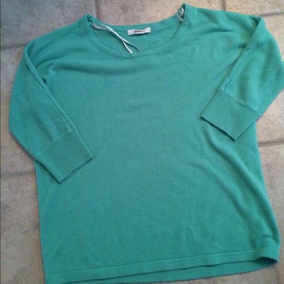 Forever 21 sweater