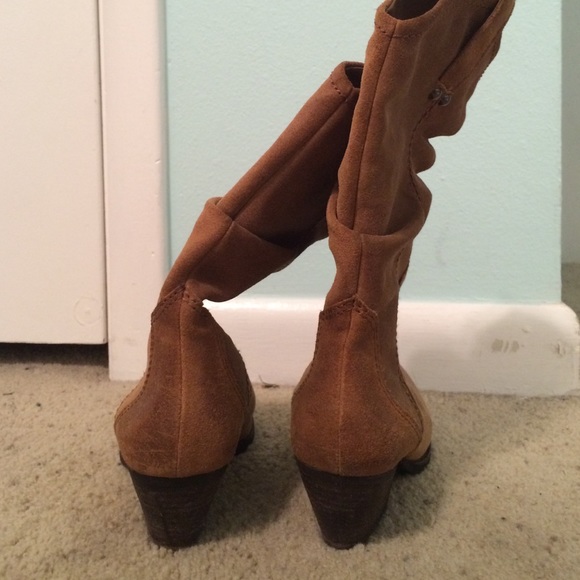 BCBG cowgirl boots - Picture 2 of 4