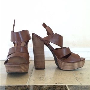 Platform sandals