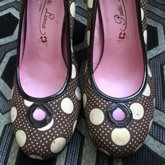 🚫 SOLD in bundle 🚫 Poetic License polka dot - Picture 2 of 4