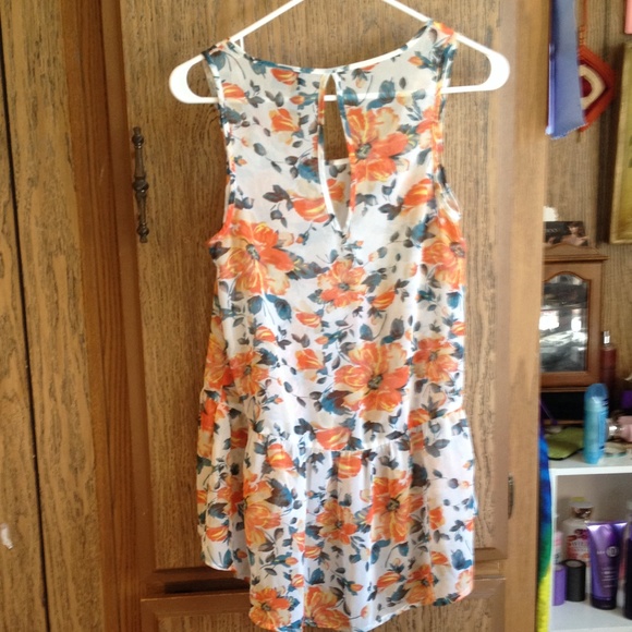 High low flower tank top - Picture 2 of 2