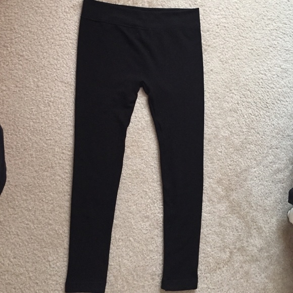 Black leggings