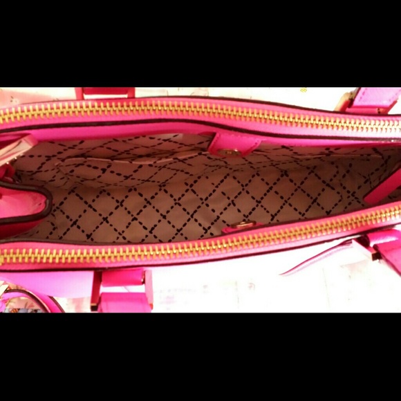 SOLD*** Kate Spade Newbury Lane Small Loden Pink - Picture 3 of 4