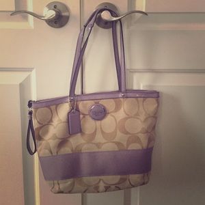 AUTHENTIC Coach Handbag
