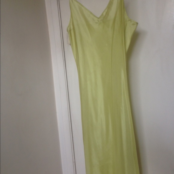 MAX STUDIO SILK DRESS NWOT ⭐️⭐️⭐️⭐️⭐️RATING - Picture 3 of 4