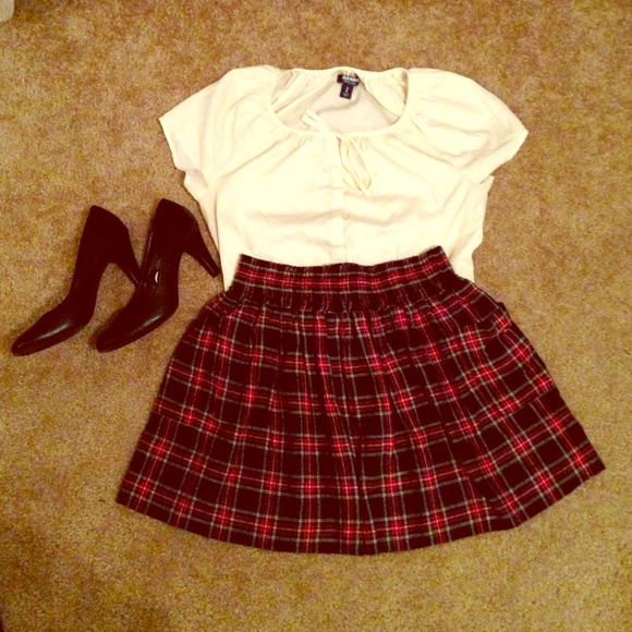 Plaid mini skirt
