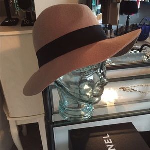 Express Accessories - Express camel fedora Express Accessories - Express camel fedora