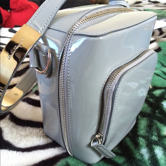 Salvatore Ferragamo Bradie Grey Pt Leather Bag