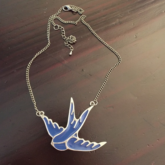 Bird necklace