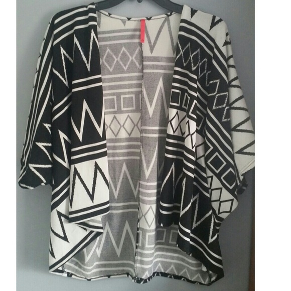 Aztec patterned cardigan.